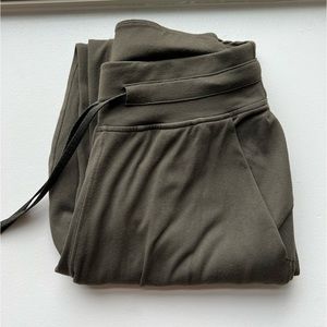 Lululemon Ready to Rulu